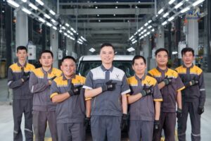 Đồng phục logistics, kho vận: an toàn trước, đẹp sau